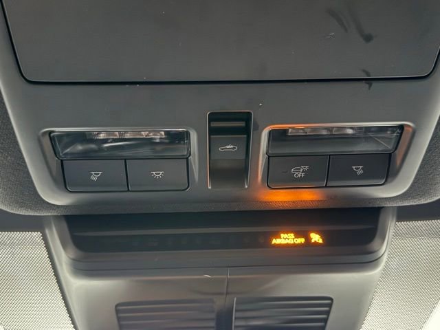 Used 2024 MAZDA MAZDA3 s image 33