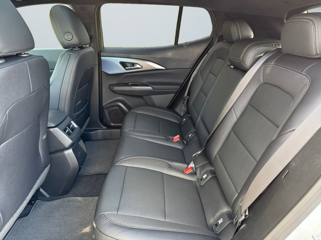 New 2026 Chevrolet Equinox EV LT image 13