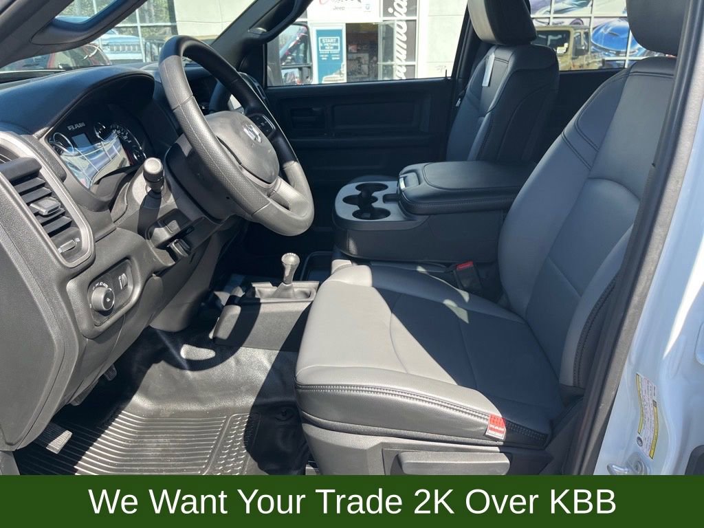 Used 2024 RAM 2500 Tradesman w/ Chrome Appearance Group image 6