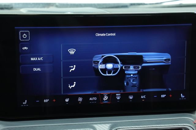 Used 2024 Ford Mustang GT Premium image 18