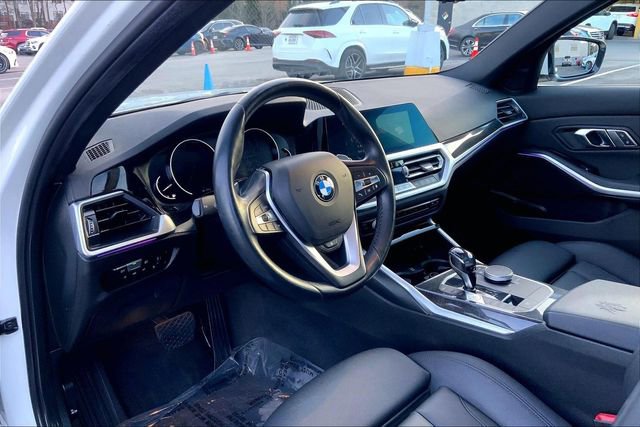 Used 2020 BMW 330i xDrive Sedan w/ Convenience Package image 14