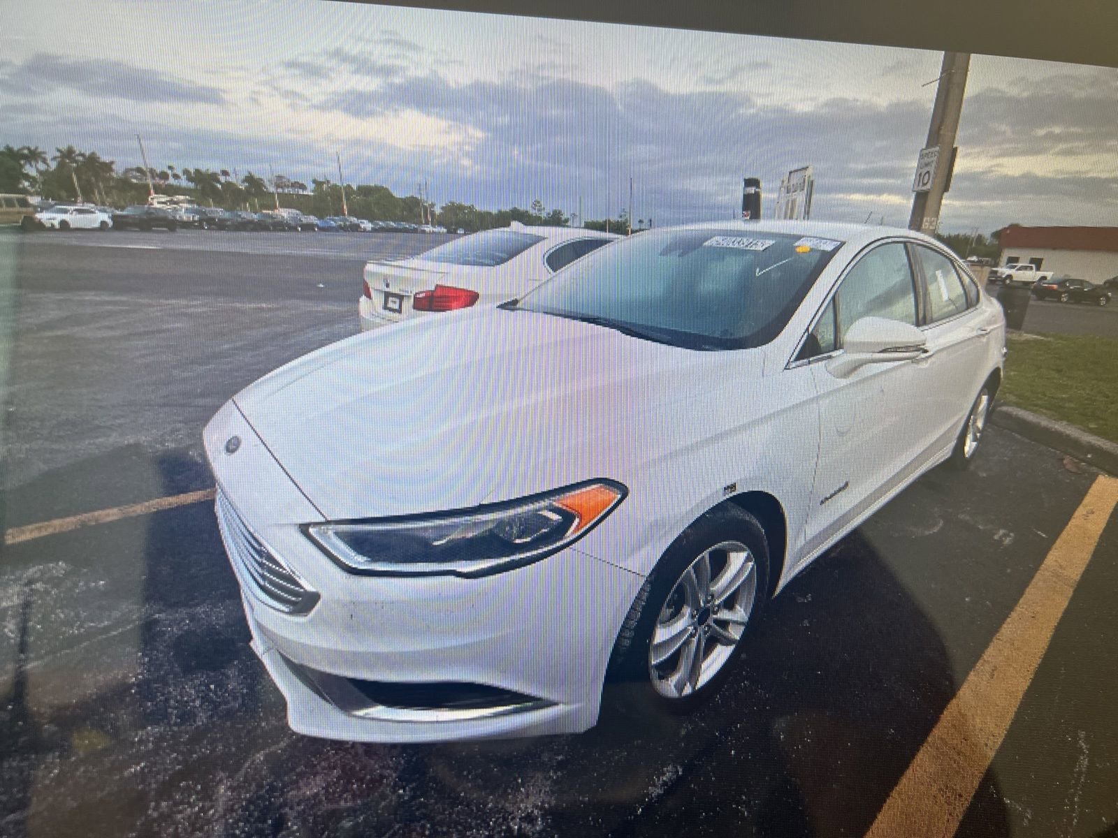 Used 2018 Ford Fusion SE w/ Equipment Group 602A image 14