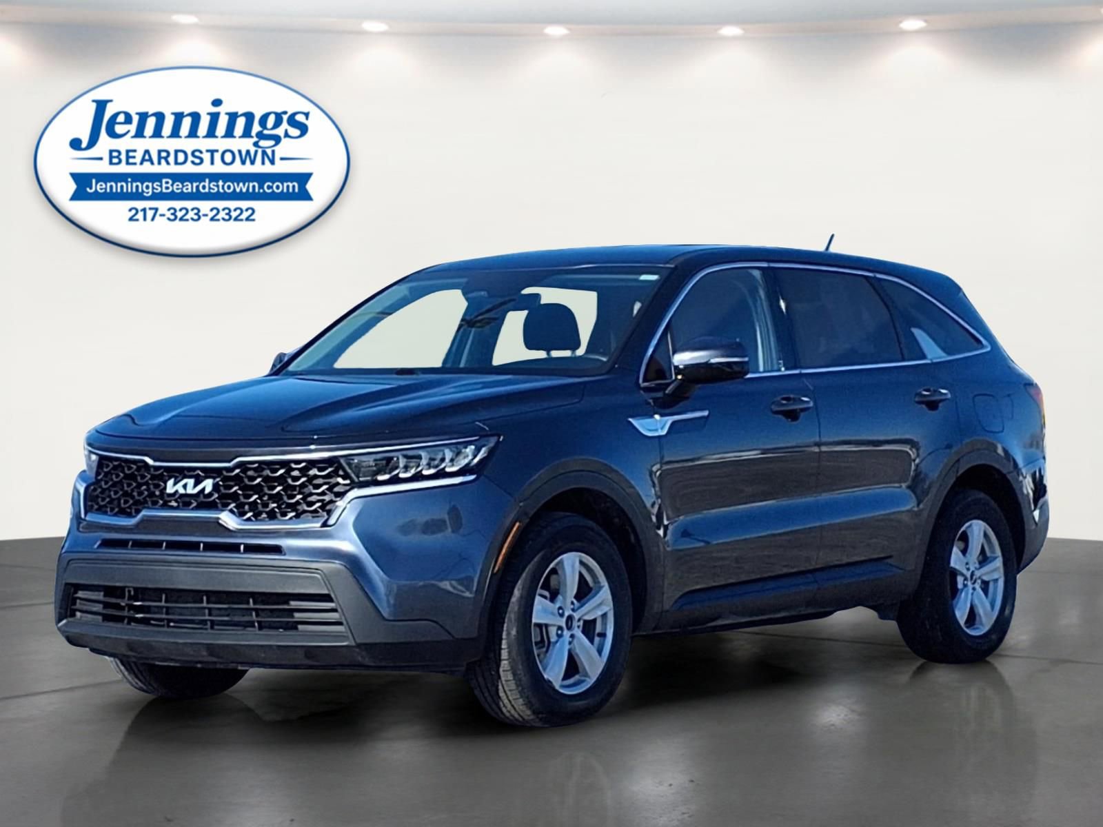 Used 2023 Kia Sorento LX image 1