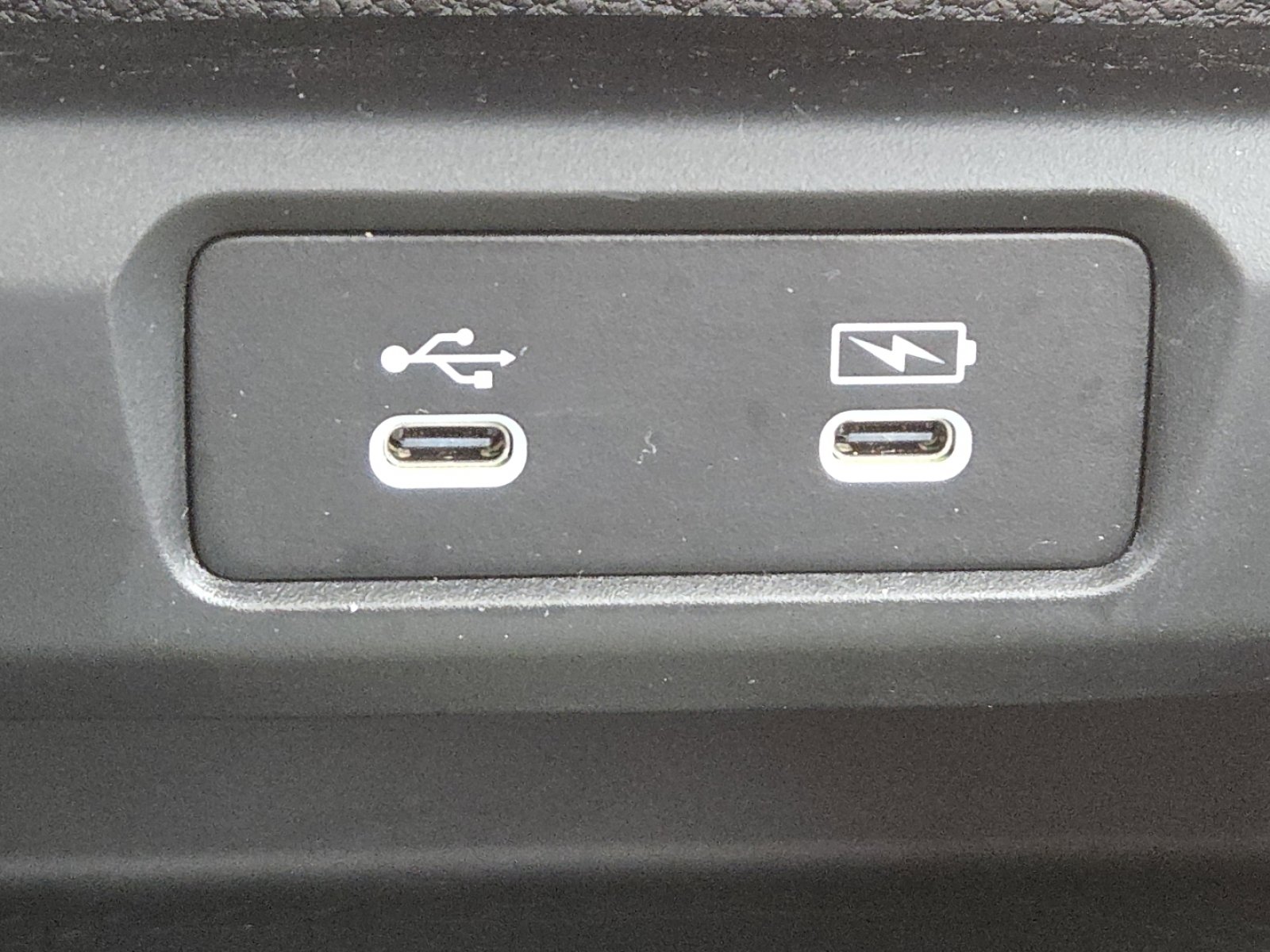 Used 2023 Honda Accord Touring image 9