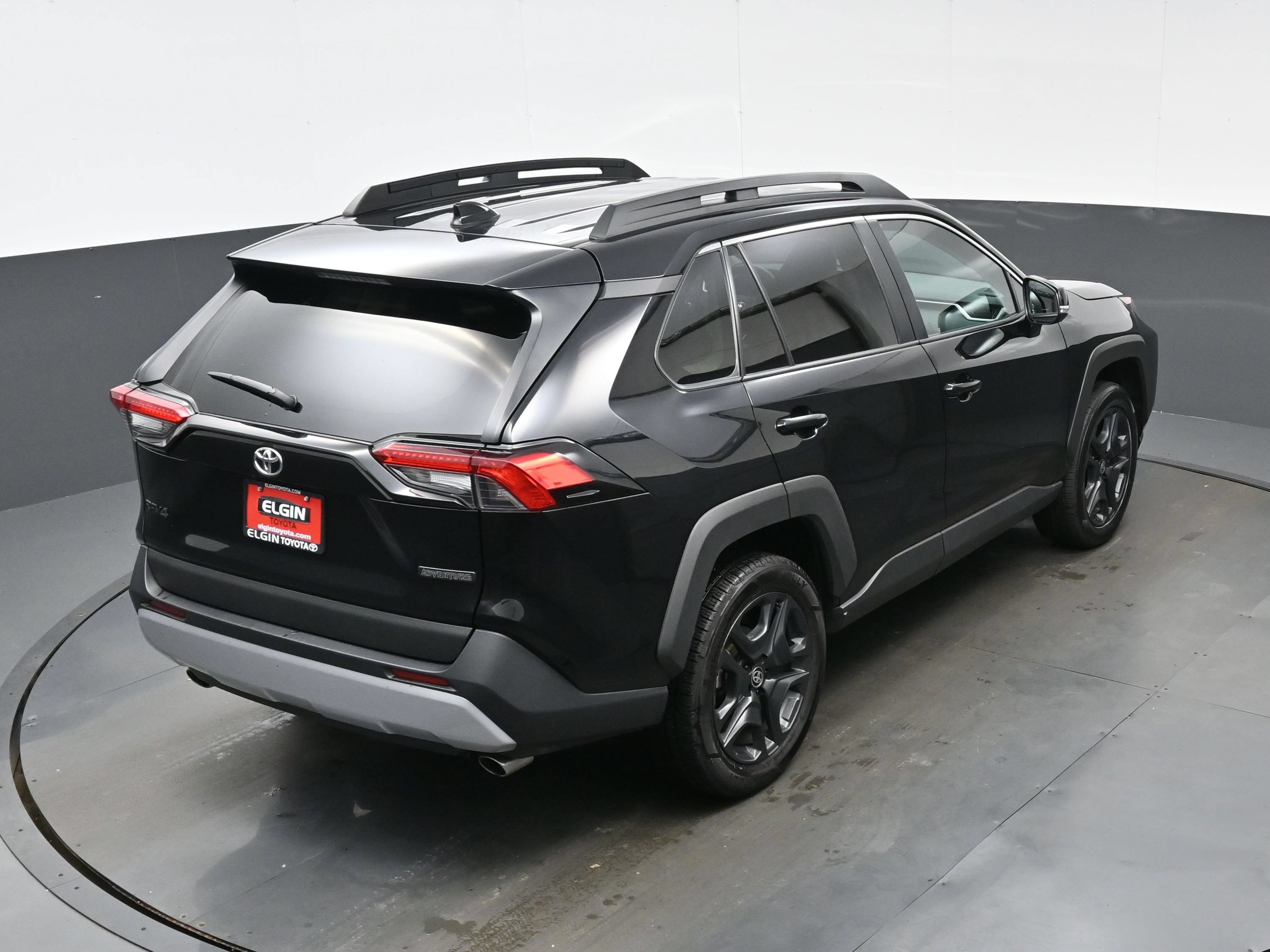 Used 2024 Toyota RAV4 Adventure AWD/4WD image 40