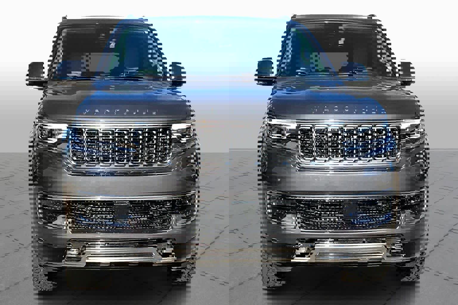 Used 2022 Jeep Wagoneer Series III w/ Premium Group I image 4