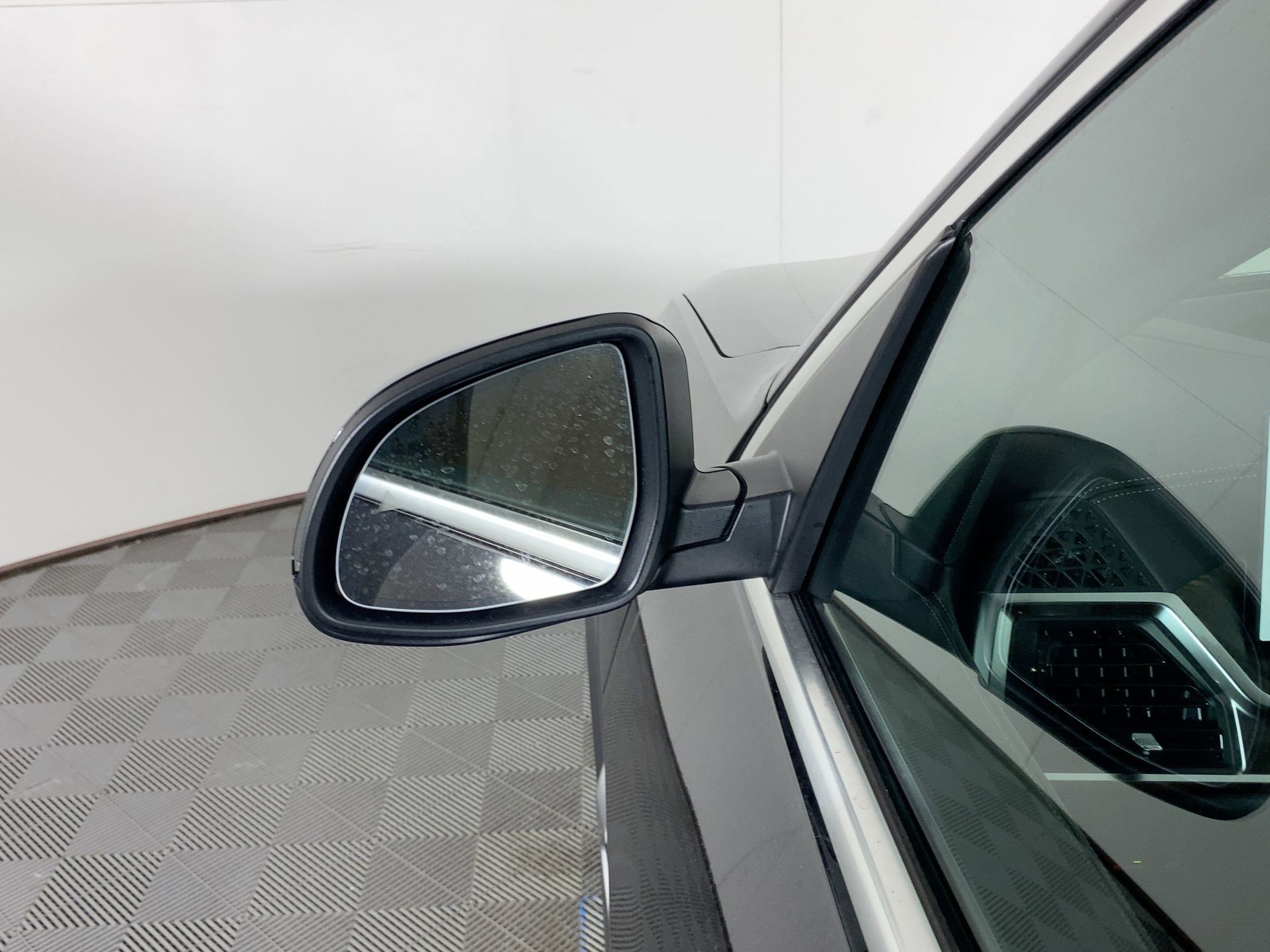 Used 2026 BMW X5 sDrive40i w/ Premium Package image 20