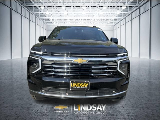 New 2026 Chevrolet Suburban LT w/ Comfort Package AWD/4WD image 2