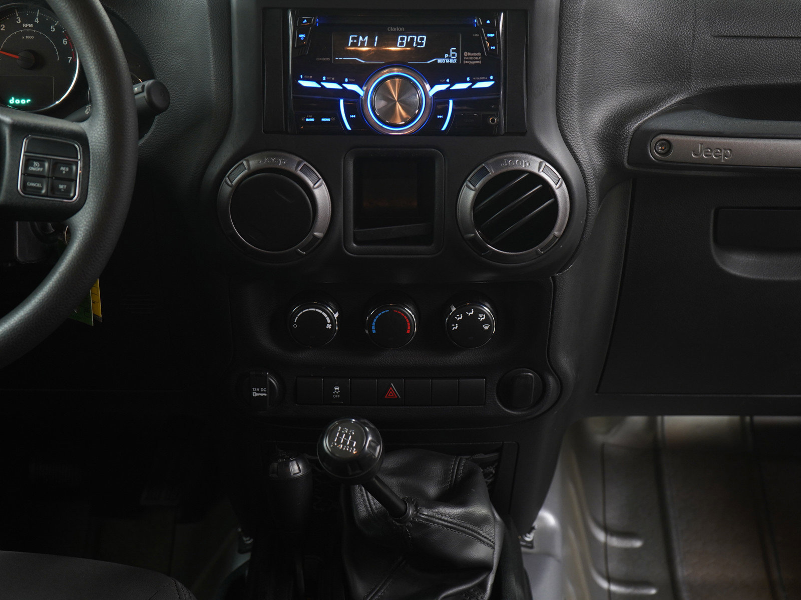 Used 2018 Jeep Wrangler Sport image 17