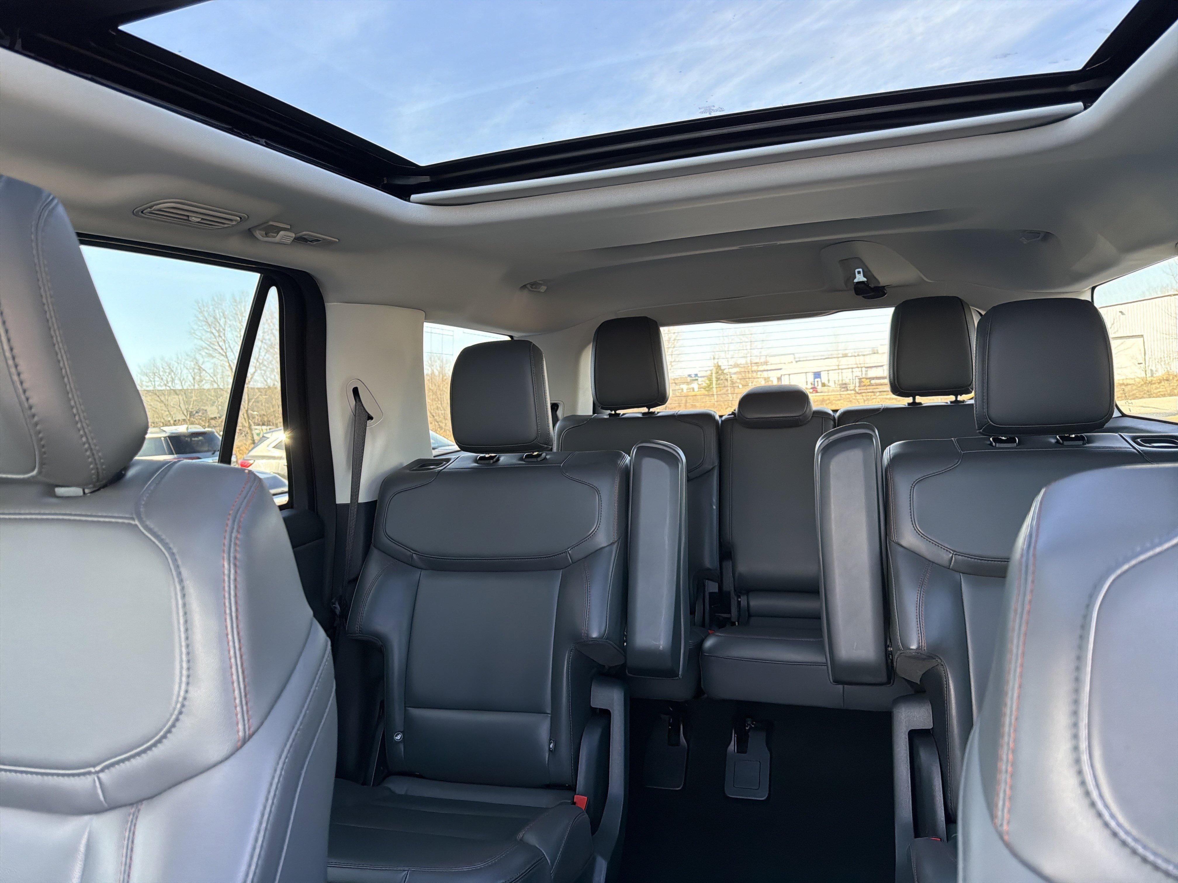 Certified 2025 Ford Expedition Active AWD/4WD image 56