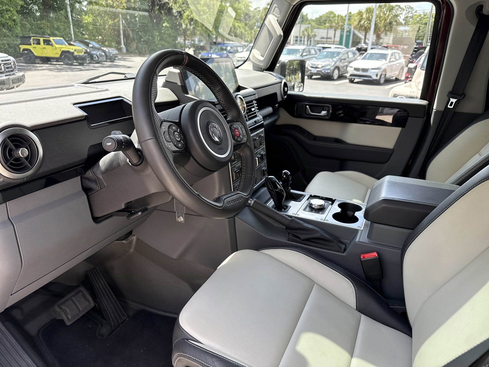 Used 2025 INEOS Grenadier AWD/4WD image 15