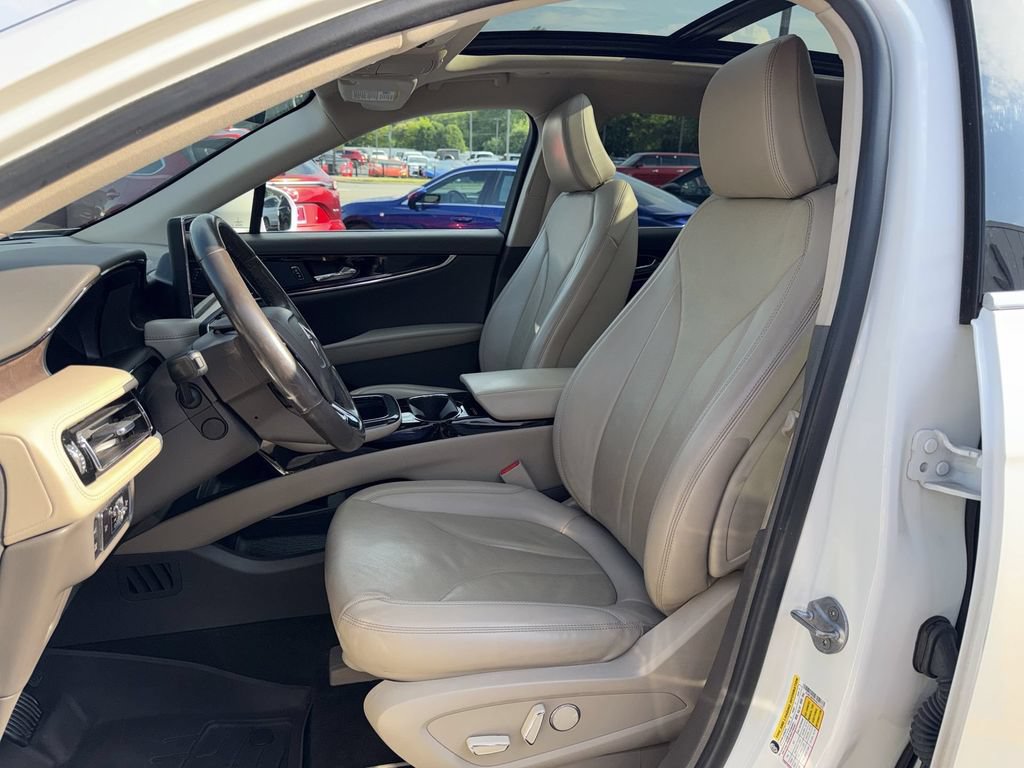 Certified 2023 Lincoln Nautilus Reserve AWD/4WD image 13