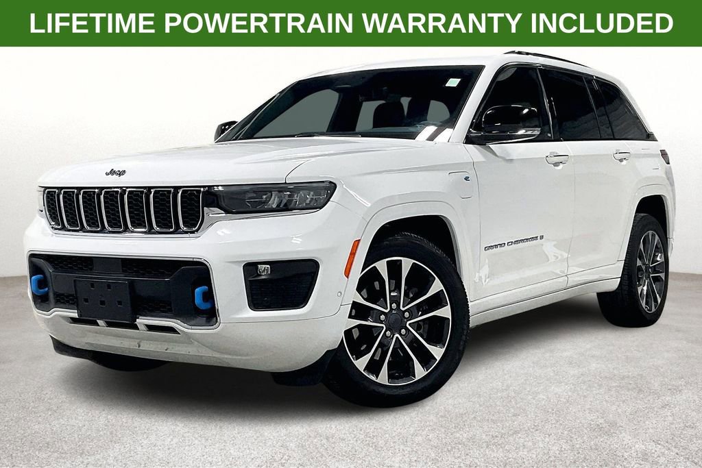 Used 2024 Jeep Grand Cherokee Overland w/ Luxury Tech Group IV AWD/4WD image 14