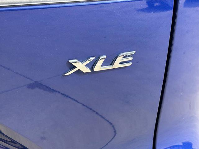 Certified 2022 Toyota Corolla Cross XLE w/ Convenience Package FWD image 14
