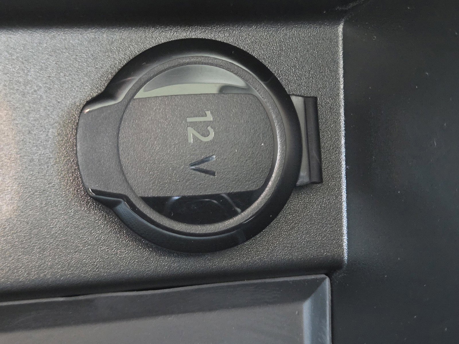 Used 2024 Volkswagen Taos S image 25