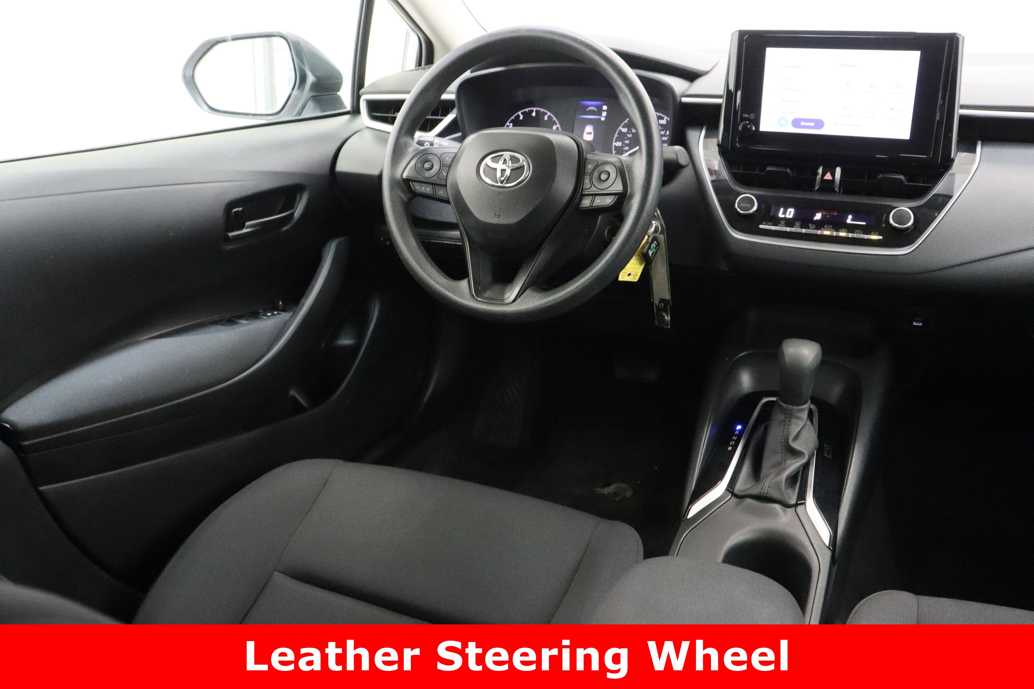 Used 2024 Toyota Corolla LE image 27