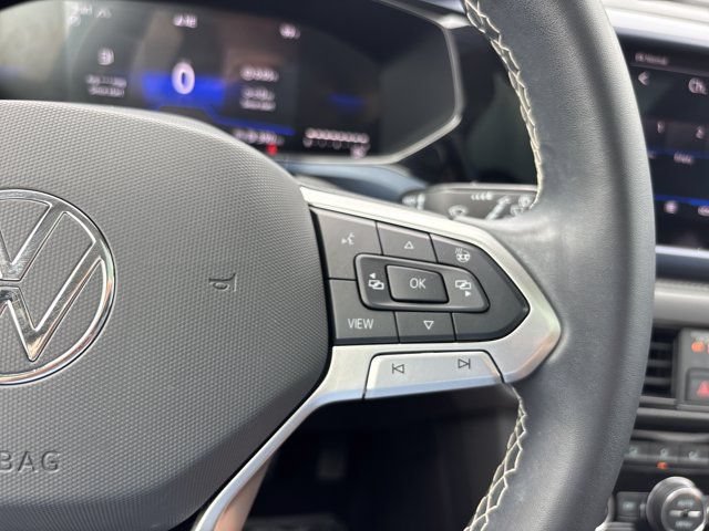 Used 2024 Volkswagen Taos SE w/ Panoramic Sunroof Package AWD/4WD image 30