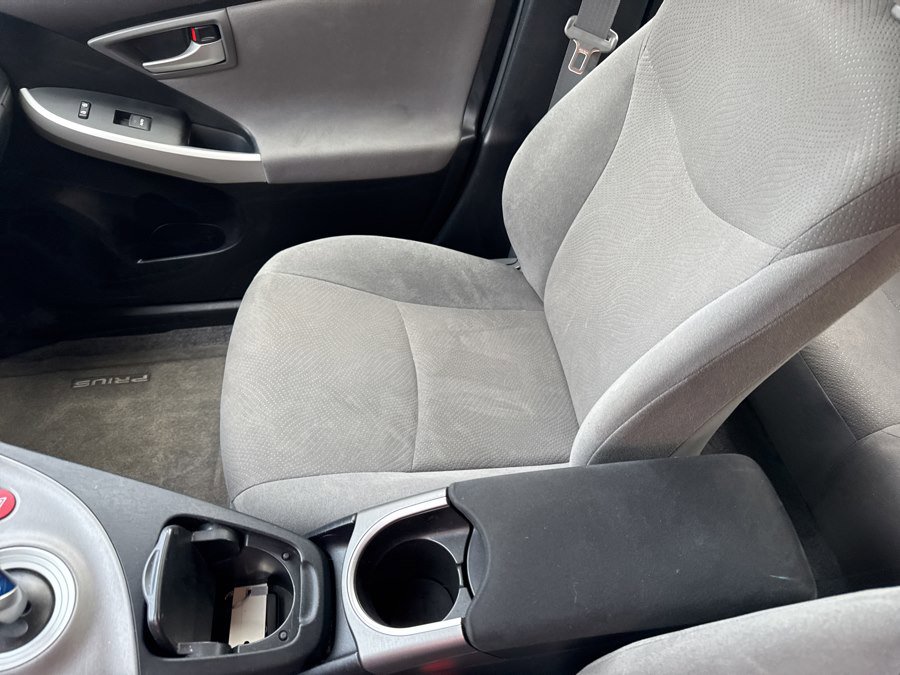 Used 2015 Toyota Prius Two image 15