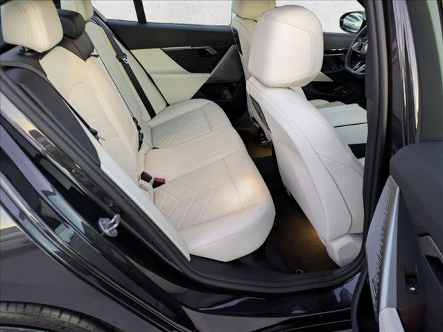 Used 2024 BMW 530i w/ M Sport Package image 19