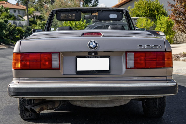Used 1989 BMW 325i Convertible RWD image 7
