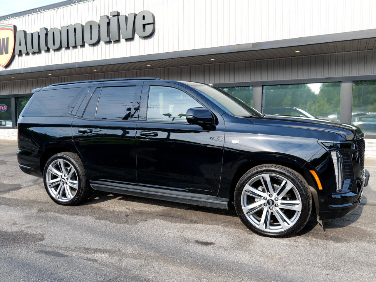 Used 2025 Cadillac Escalade Sport w/ Touring Package image 3