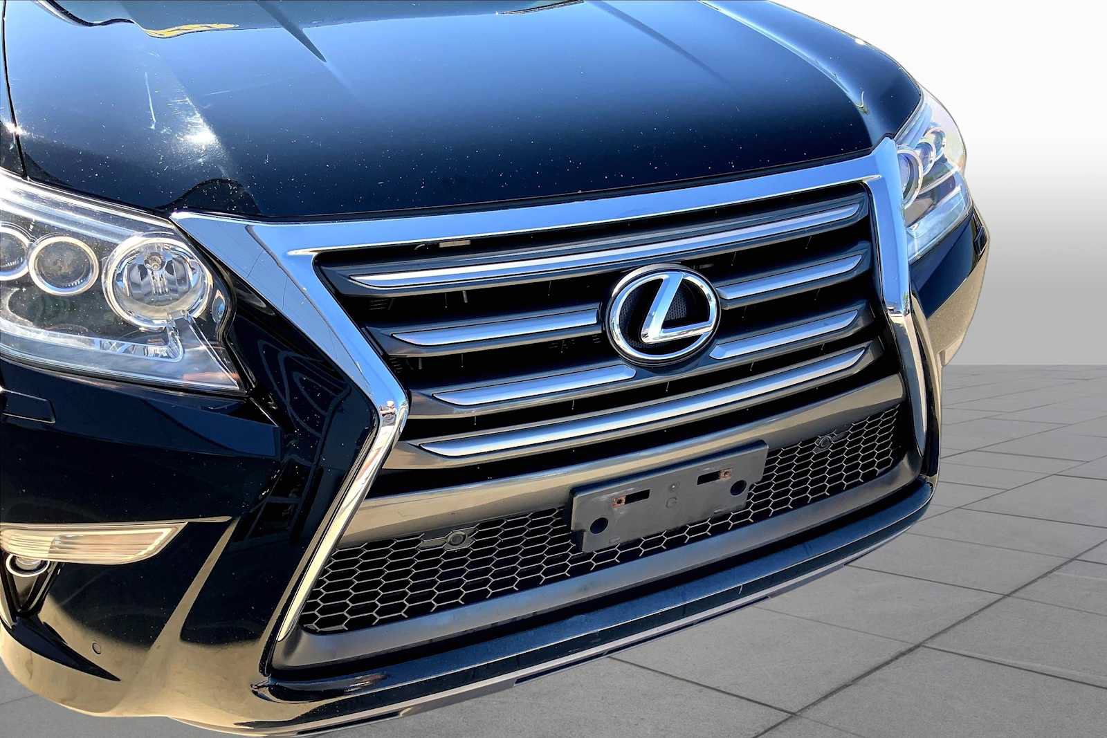 Used 2014 Lexus GX 460 Luxury AWD/4WD image 32