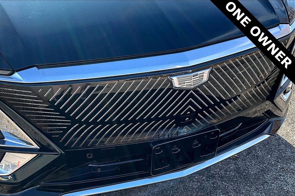 Used 2024 Cadillac Lyriq Luxury w/ LPO, Floor Liner Package image 30