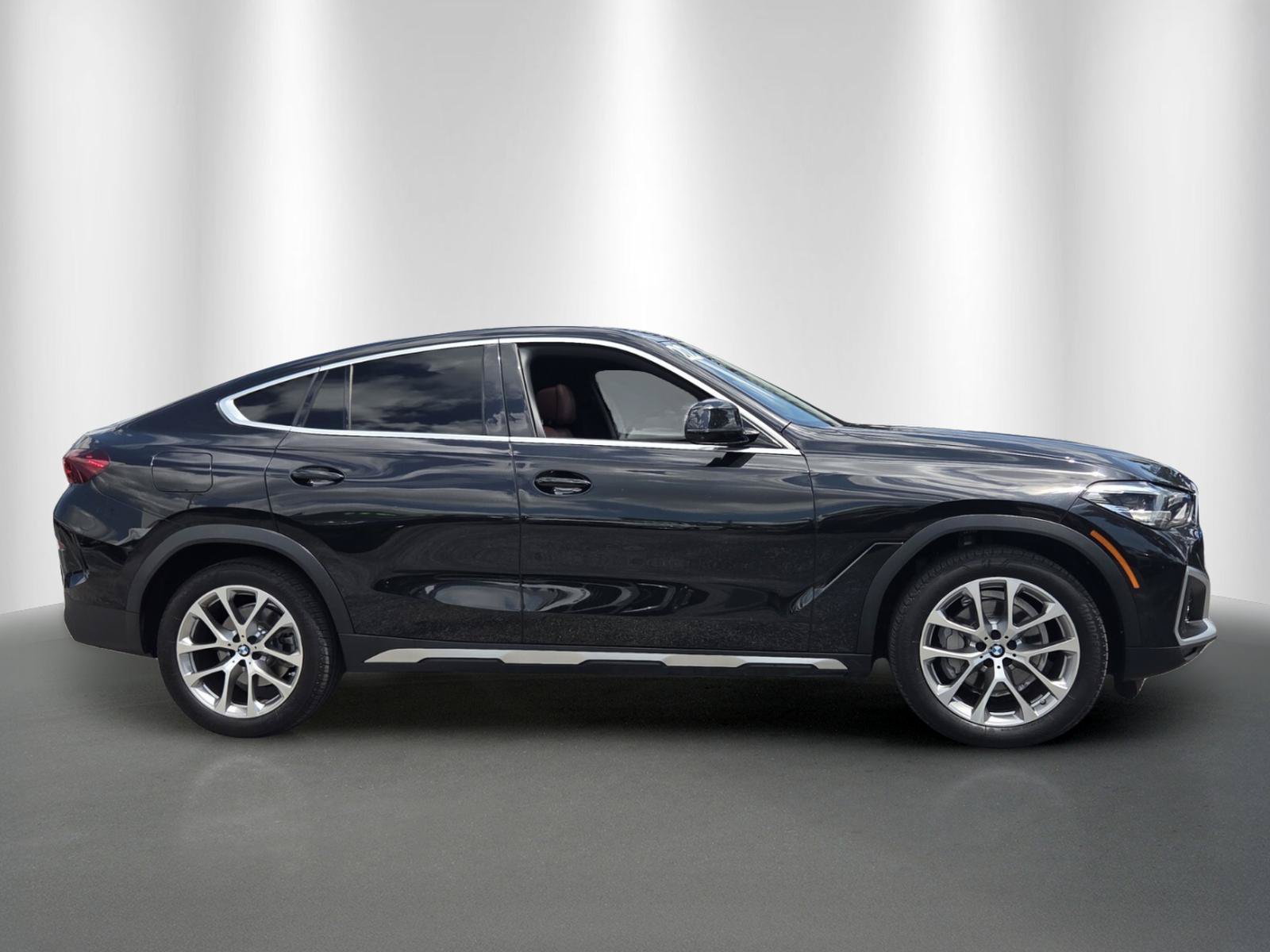 Used 2022 BMW X6 xDrive40i w/ Luxury Seating Package AWD/4WD image 8