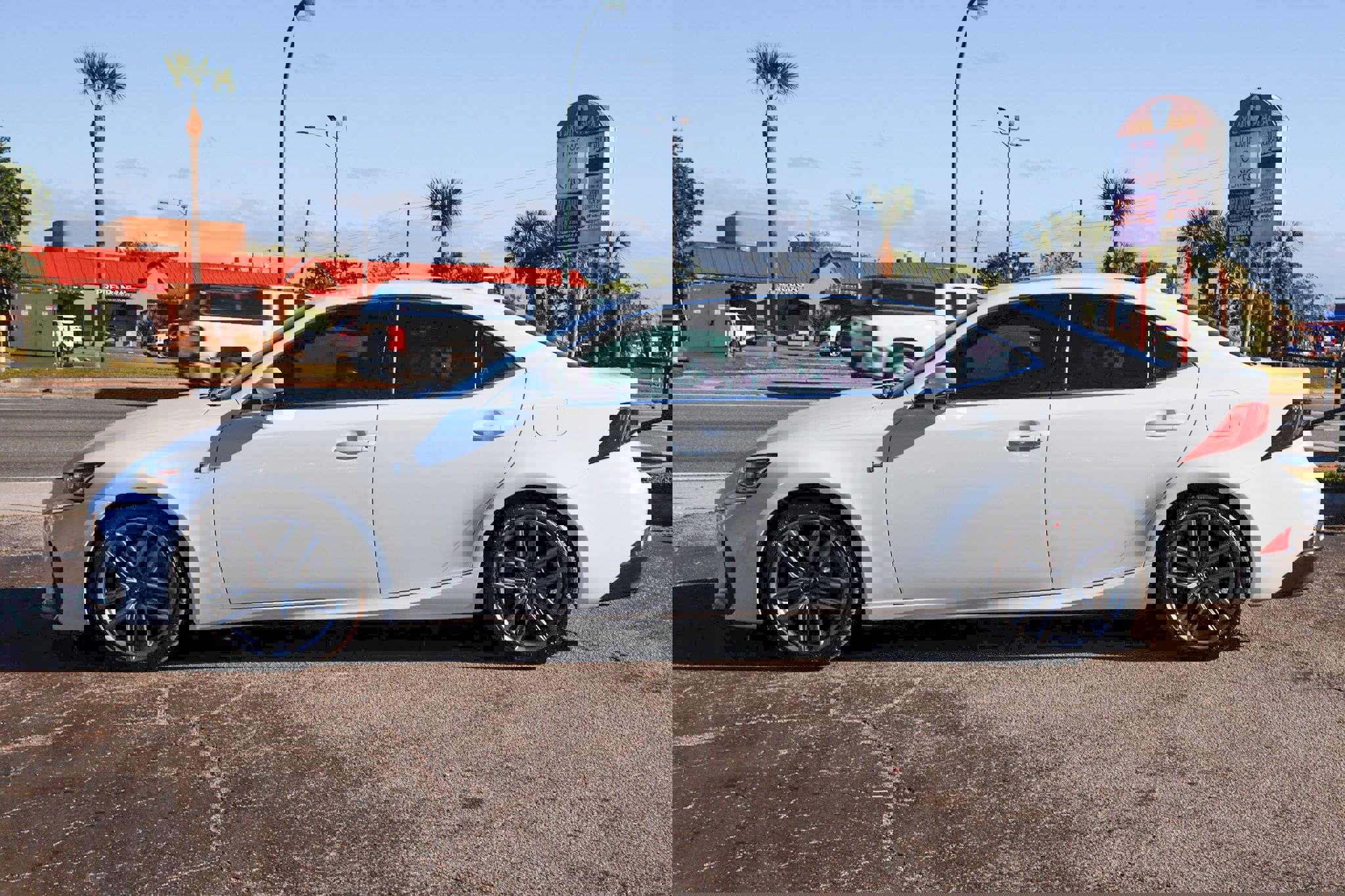 Used 2019 Lexus IS 300 AWD image 8