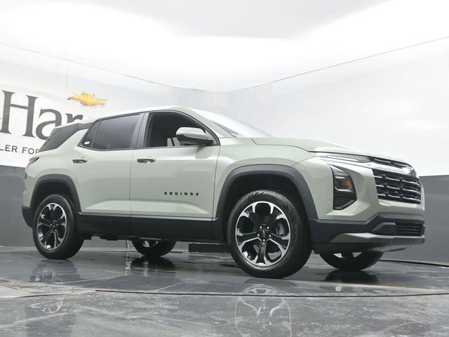 New 2026 Chevrolet Equinox LT w/ Convenience Package II image 2