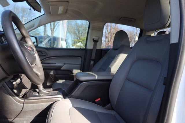 Used 2020 GMC Canyon 2WD Crew Cab w/ Convenience Package image 15