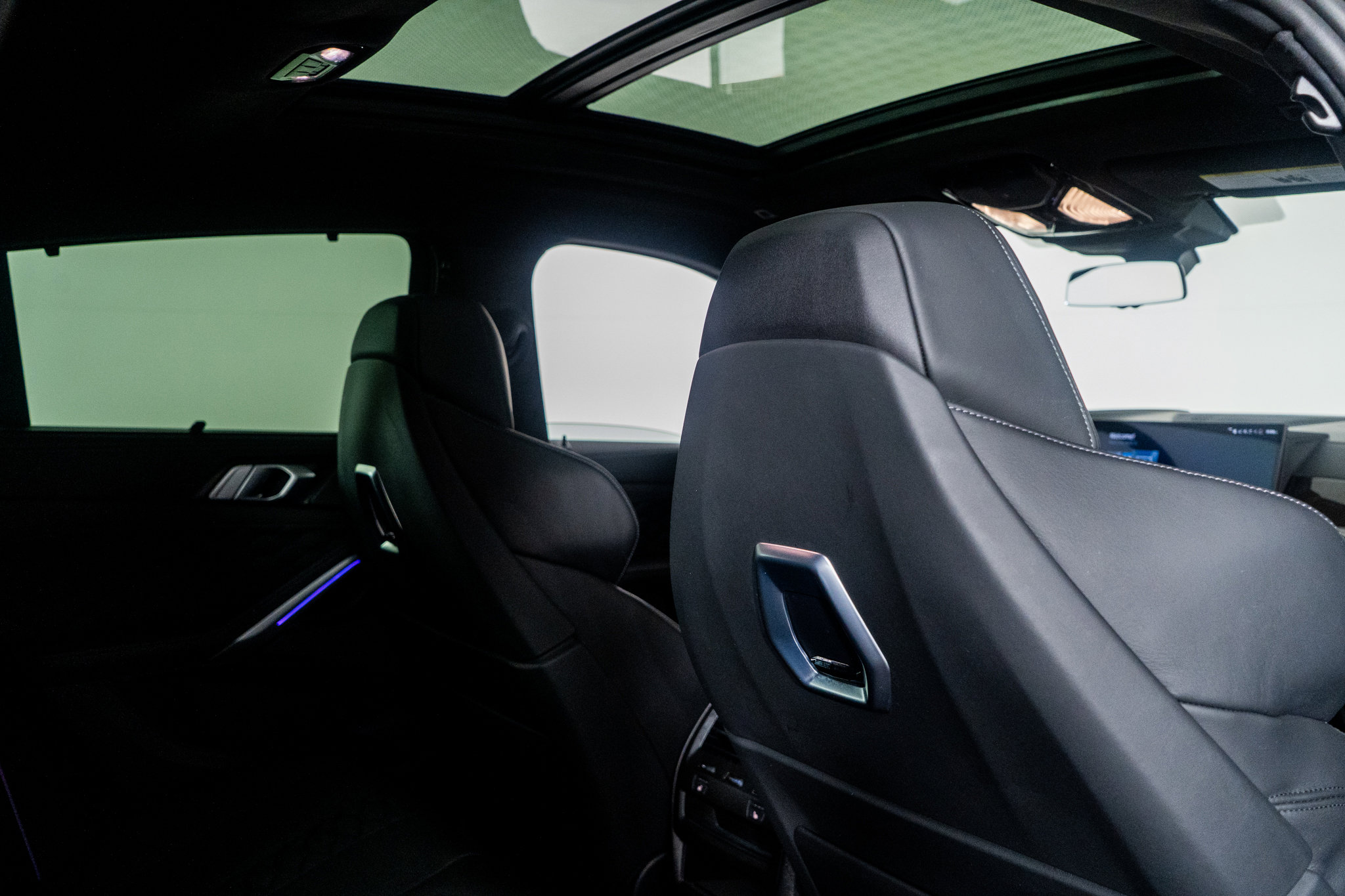 Used 2025 BMW X6 M Competition image 53