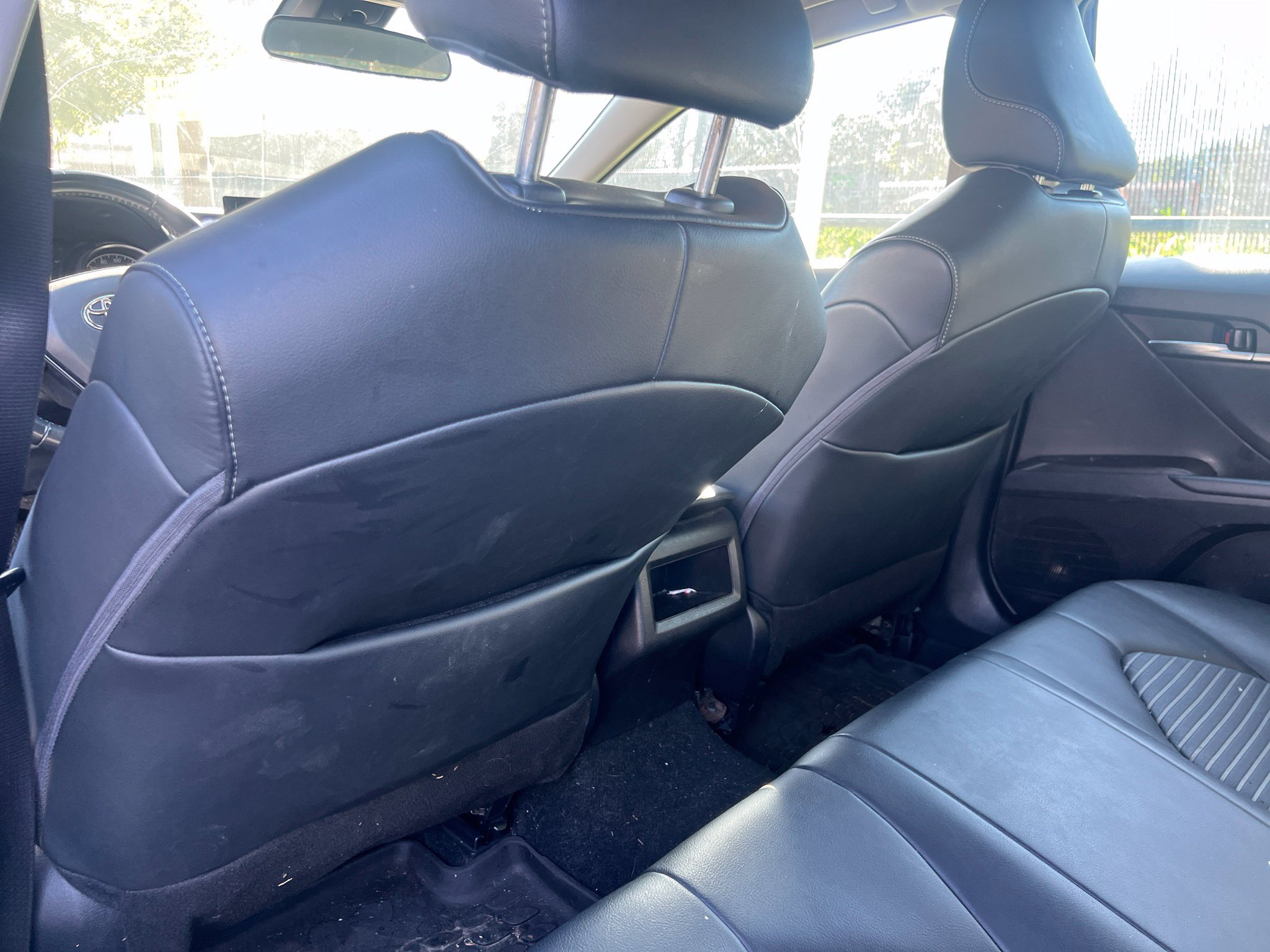 Used 2022 Toyota Camry SE FWD image 13