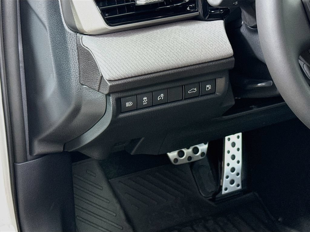 New 2026 Toyota Camry SE AWD/4WD image 11