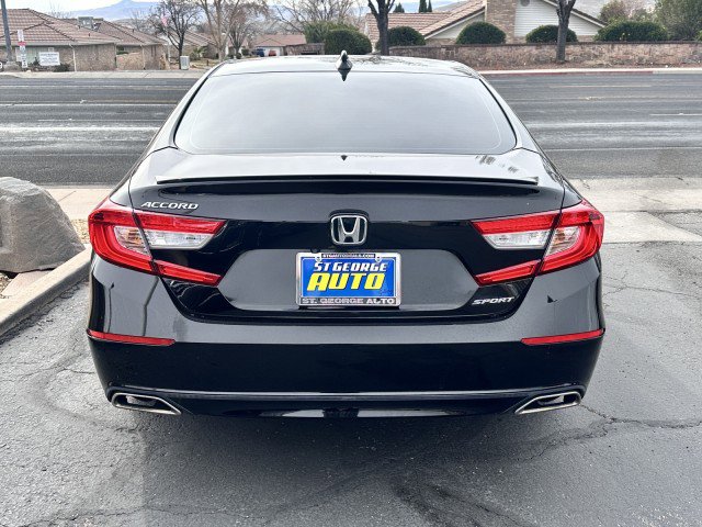 Used 2018 Honda Accord Sport image 4