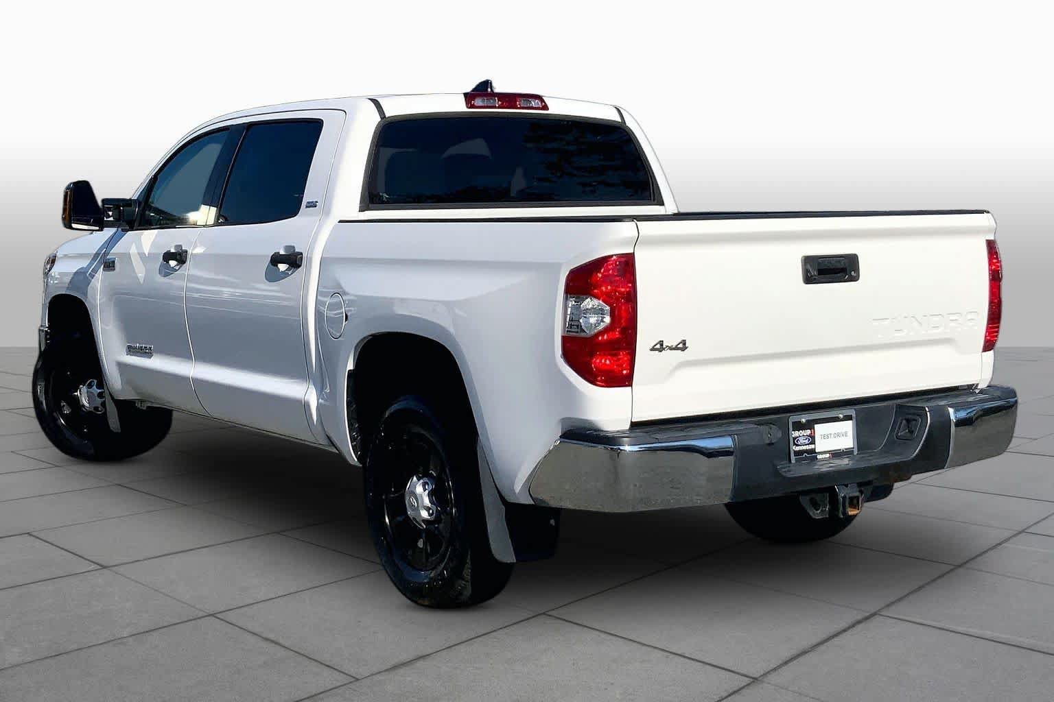 Used 2021 Toyota Tundra SR5 AWD/4WD image 12