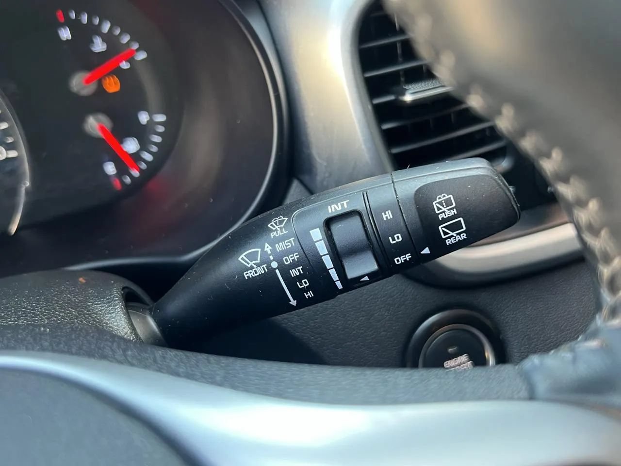 Used 2019 Kia Sorento EX FWD image 23