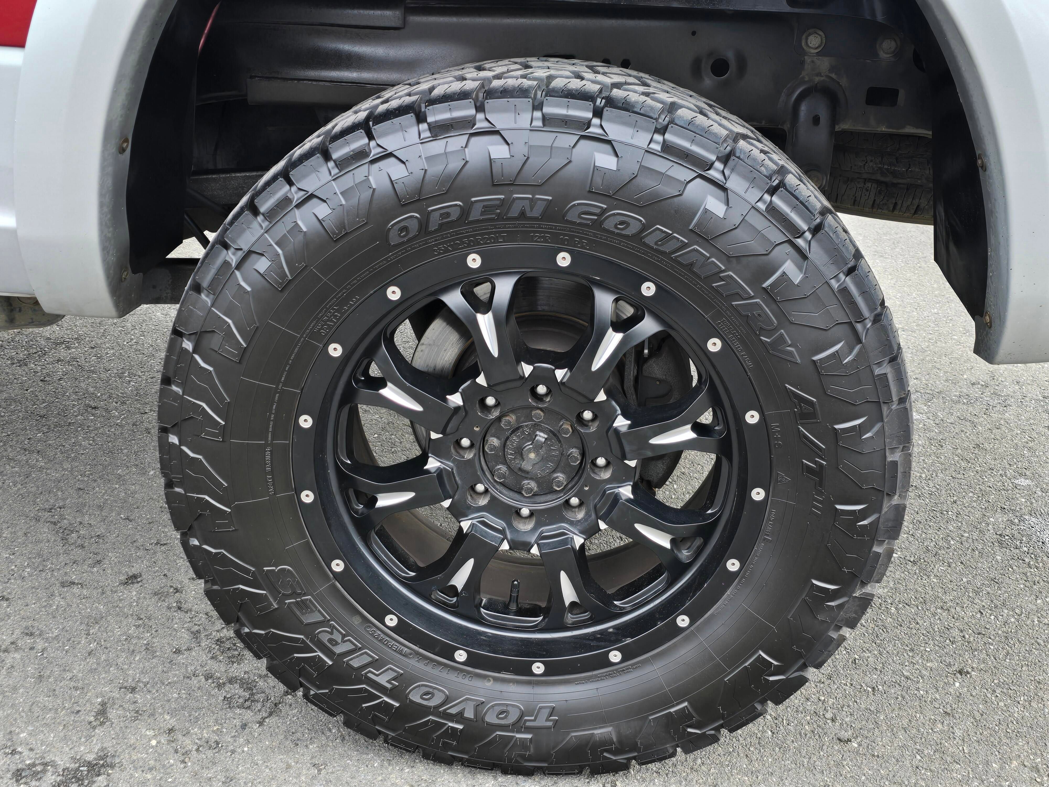 Used 2014 RAM 2500 Laramie image 10