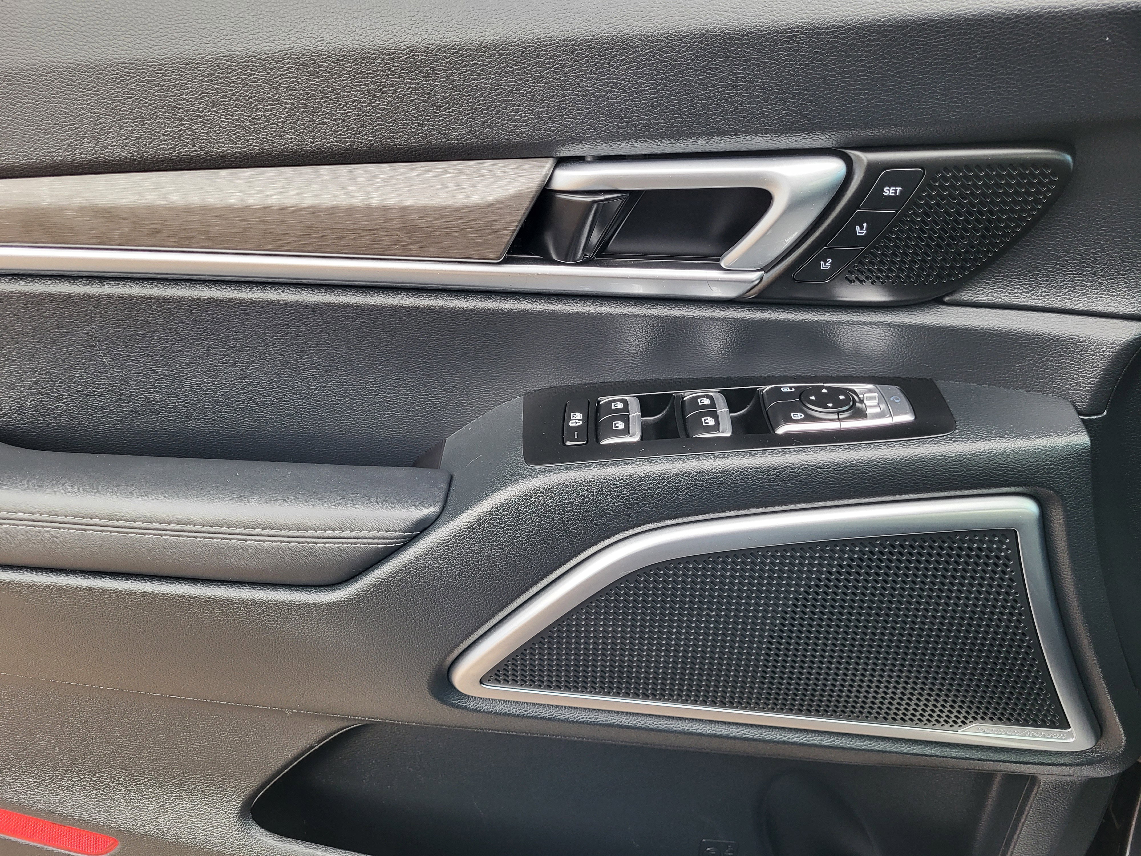 Used 2025 Kia Telluride SX Prestige X-Line image 6