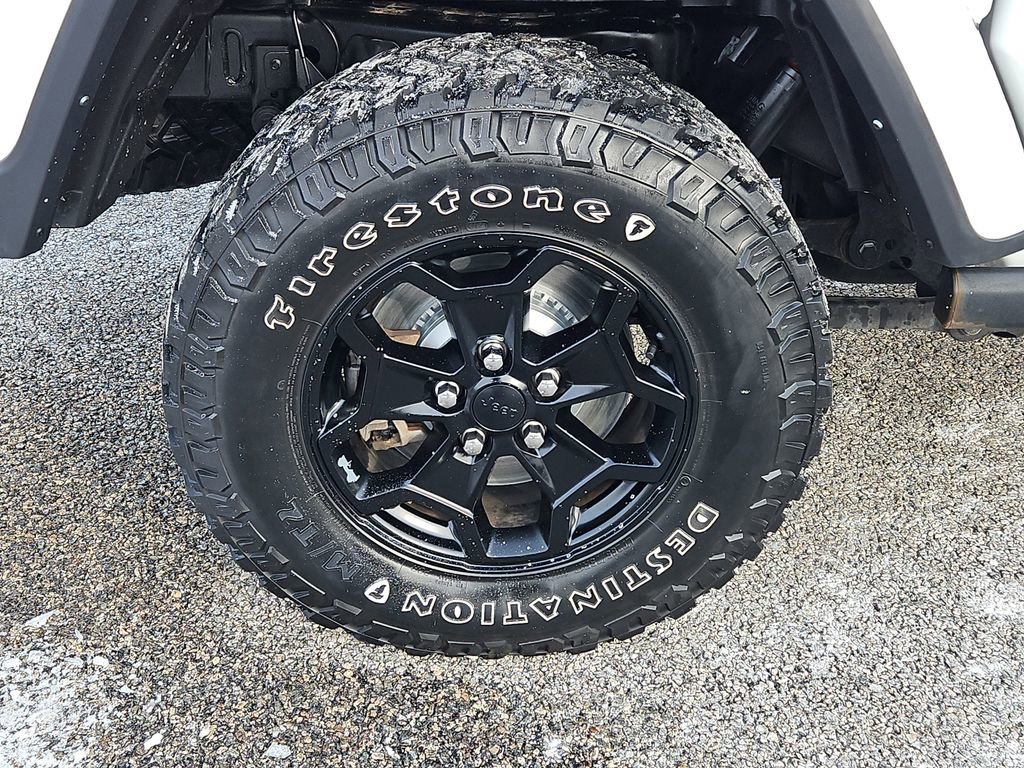 Used 2021 Jeep Gladiator Sport image 9