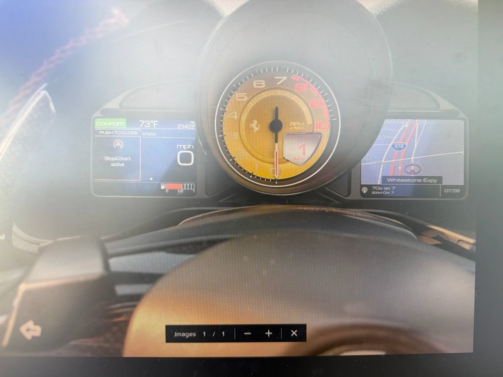 Used 2019 Ferrari Portofino RWD image 26