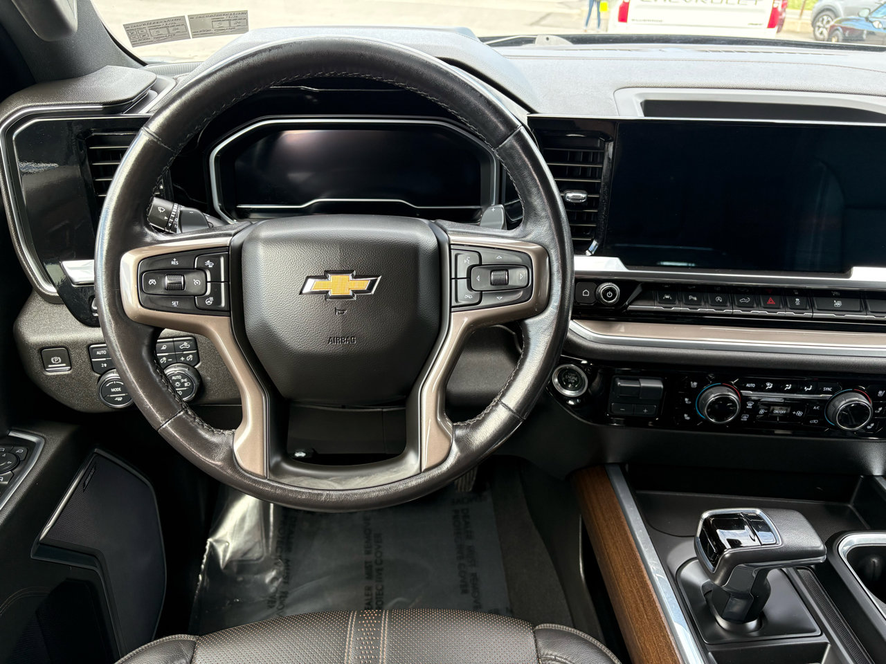 Used 2022 Chevrolet Silverado 1500 High Country w/ High Country Premium Package image 19