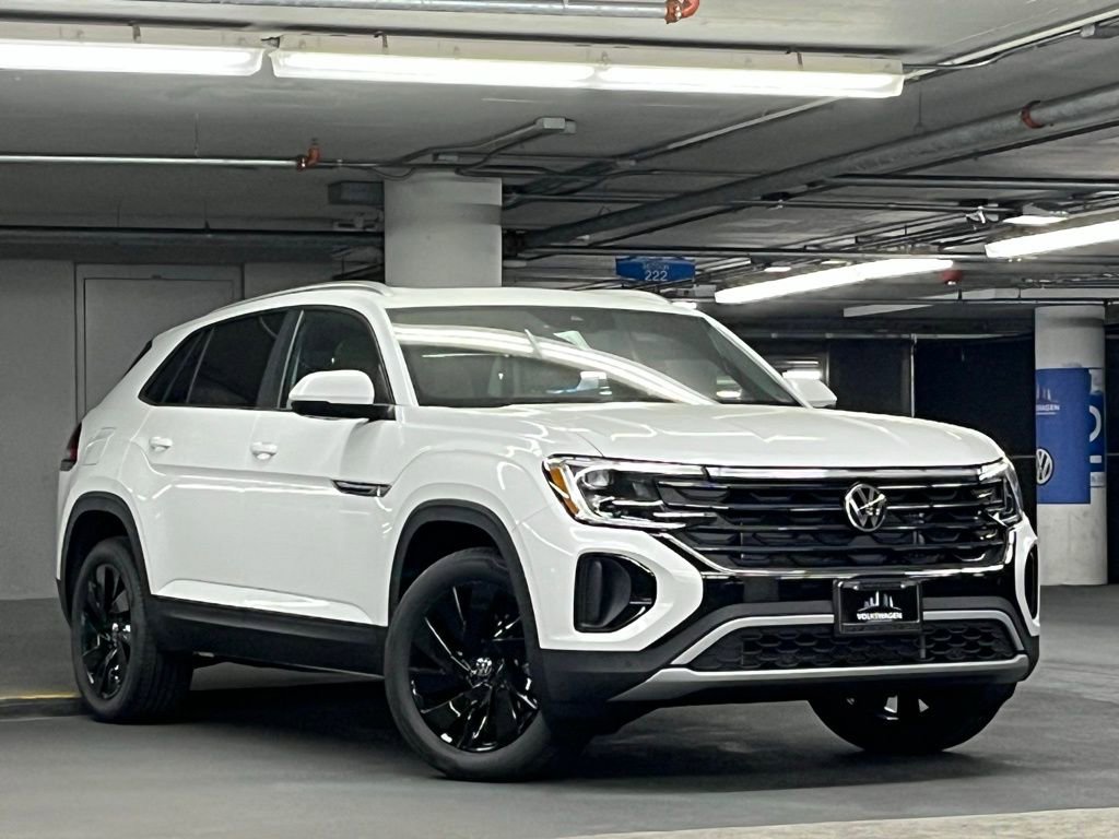 New 2026 Volkswagen Atlas Cross Sport SE image 2