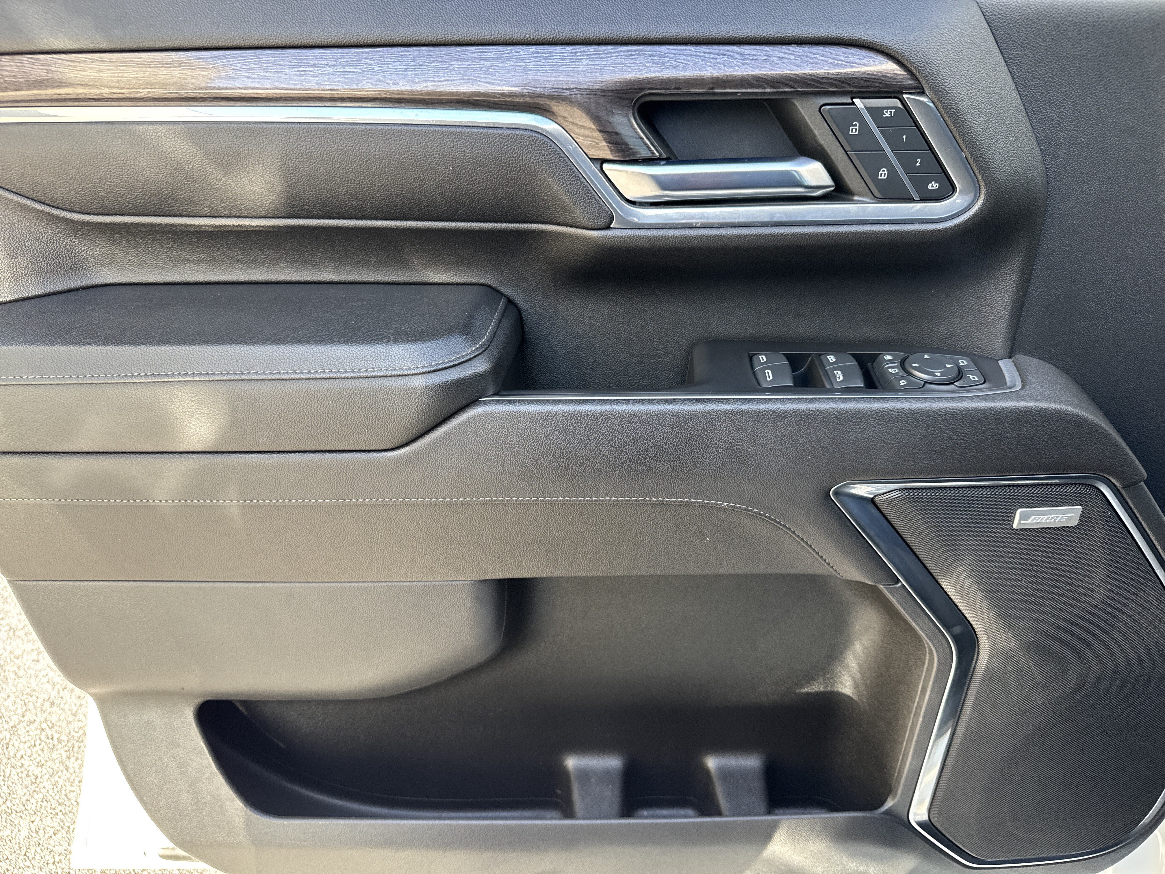 Used 2024 Chevrolet Silverado 2500 LTZ AWD/4WD image 13