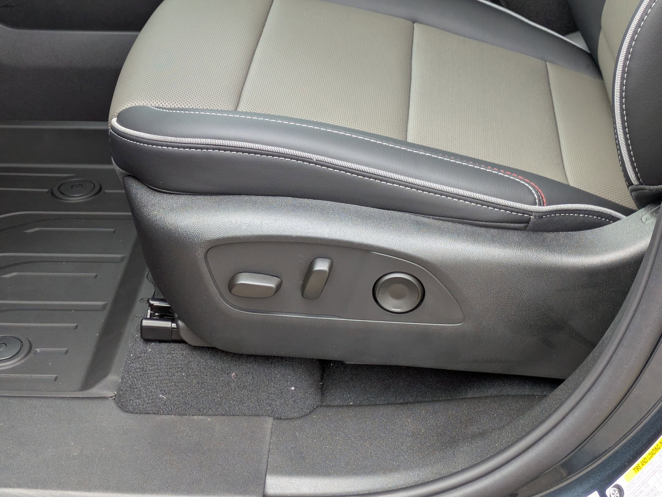 New 2026 Chevrolet Silverado EV Trail Boss w/ Premium Package image 12