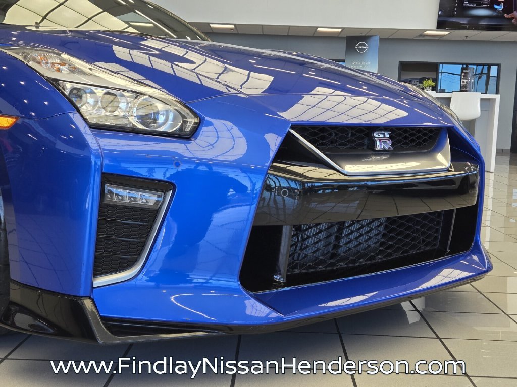 Used 2021 Nissan GT-R Premium AWD/4WD image 8