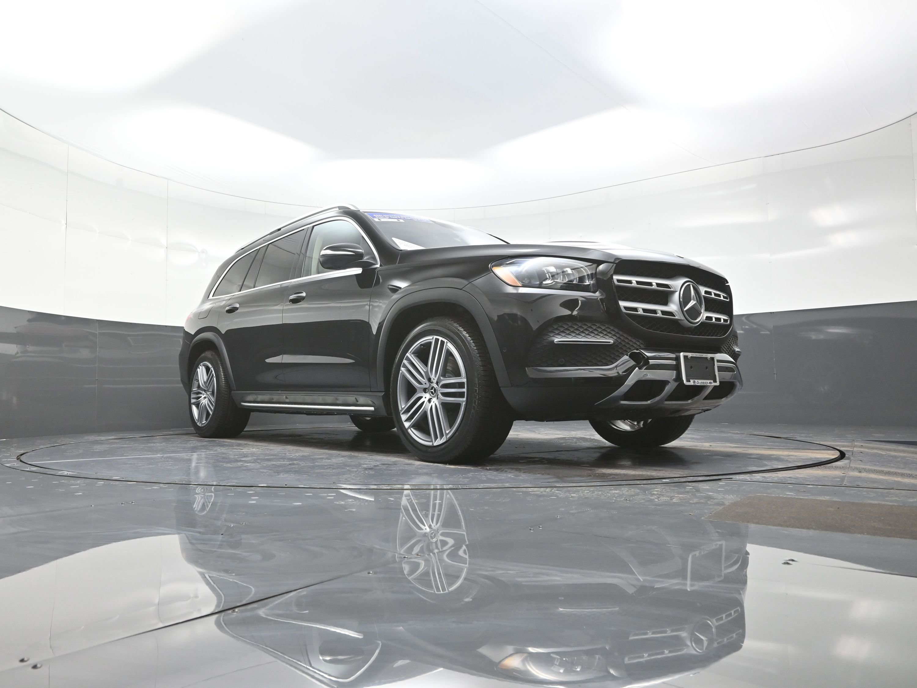 Used 2021 Mercedes-Benz GLS 450 4MATIC image 9