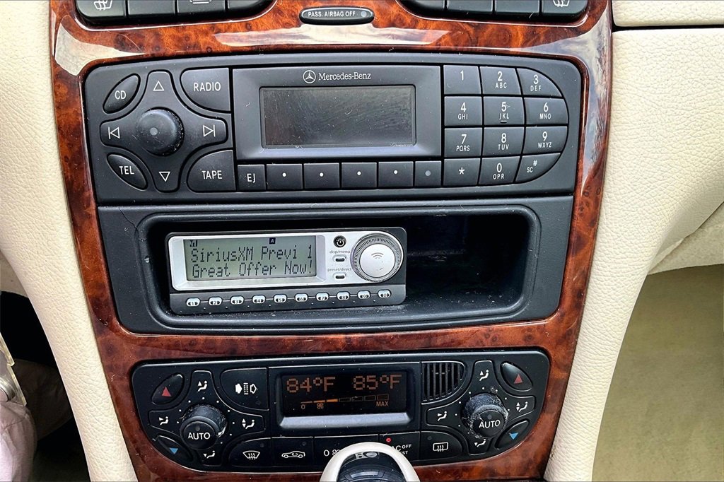 Used 2004 Mercedes-Benz CLK 320 CLK 320 image 14