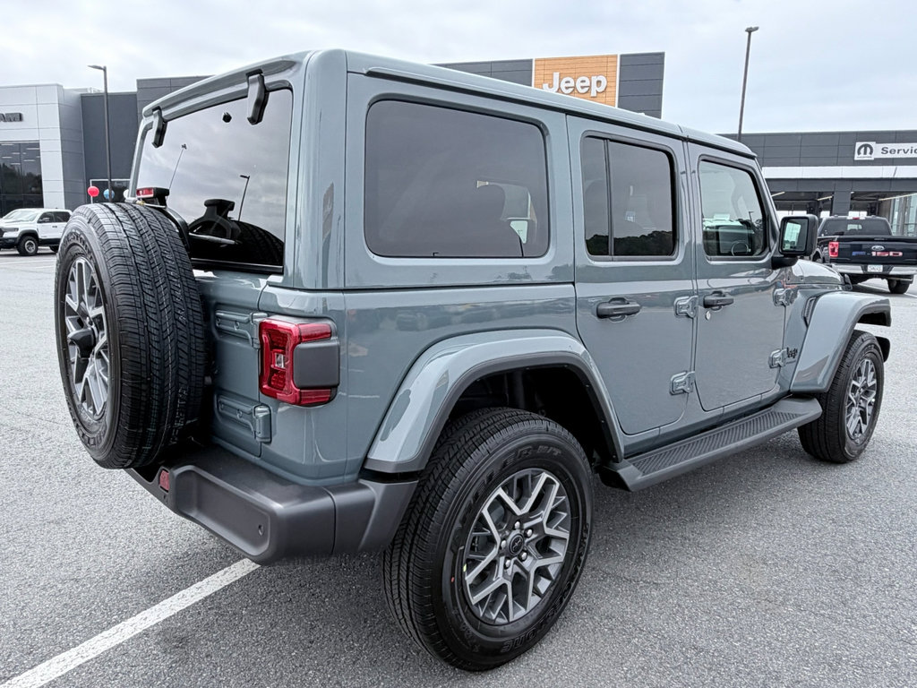New 2026 Jeep Wrangler Unlimited Sahara AWD/4WD image 6