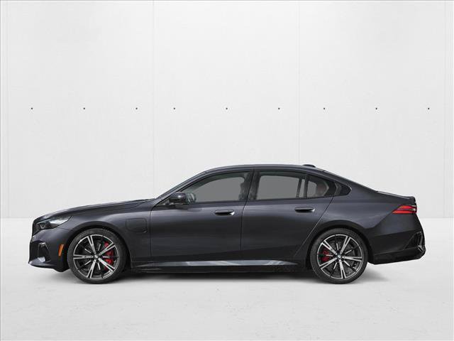 New 2027 BMW 550e xDrive AWD/4WD image 3